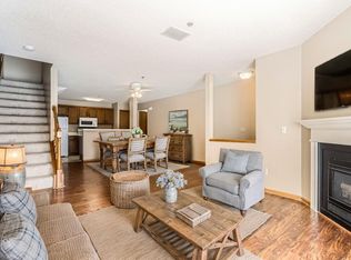 2588 Lockwood Dr, Mendota Heights, MN 55120