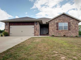 2610 S 17th Ave, Ozark, MO 65721