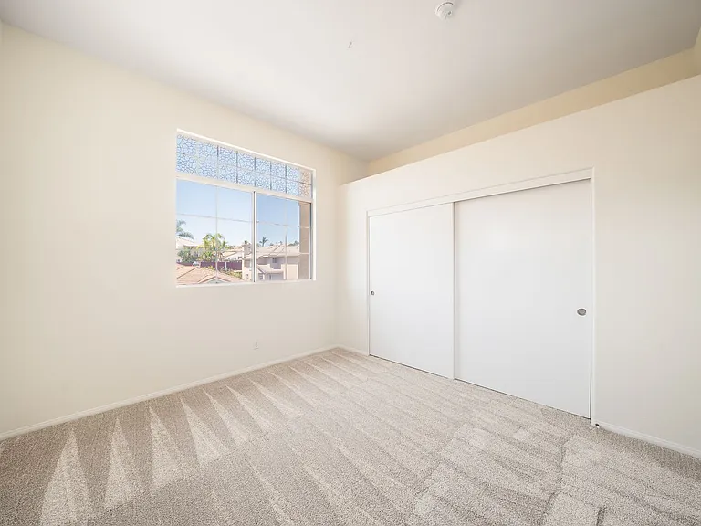 2283 Rock View Gln — Photo 26