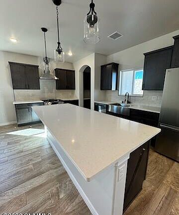 2nd image of 3045 Gato Rd