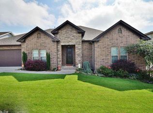 310 Chalice Dr, Conway, AR 72034