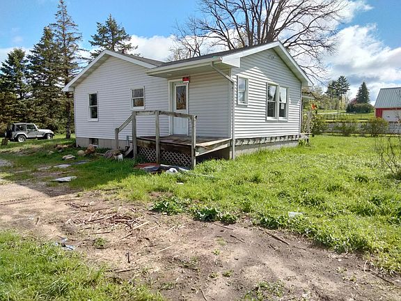 2nd image of 608 Ten Mile Rd NW