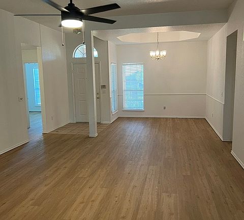 3rd image of 2828 NW 162nd St