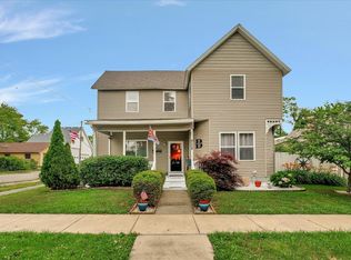 1201 Monroe Ave, Charleston, IL 61920