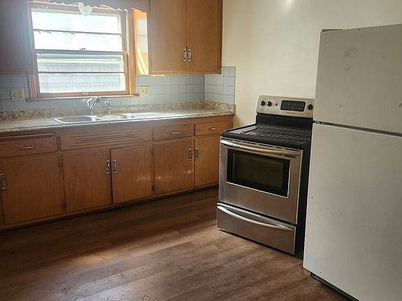 3rd image of 3212 N 54th St #3210