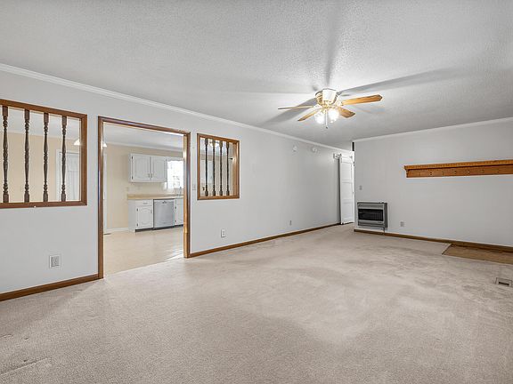 5th image of 9432 Lenora Dr