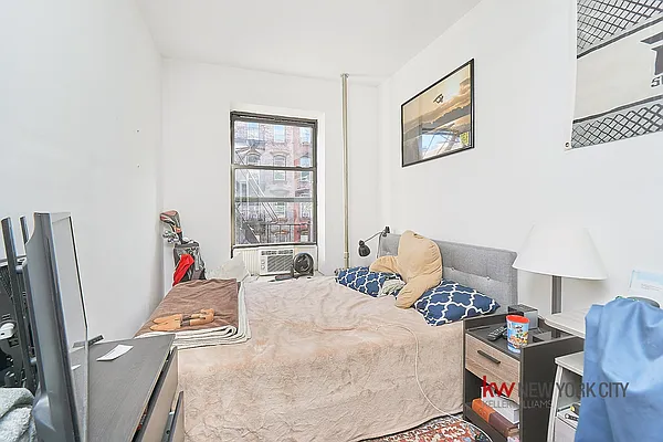 Rented by Keller Williams NYC | media 17