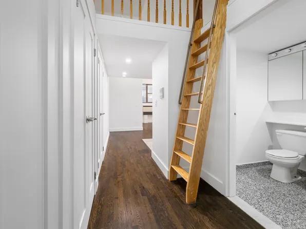 213 East 37th Street image 10 of 19