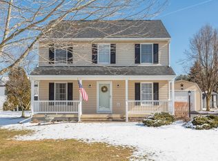 74 Arrowhead Ln, Stuarts Draft, VA 24477