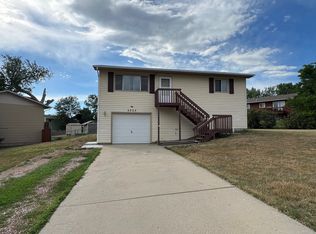 3224 Johnston Ln, Rapid City, SD 57703