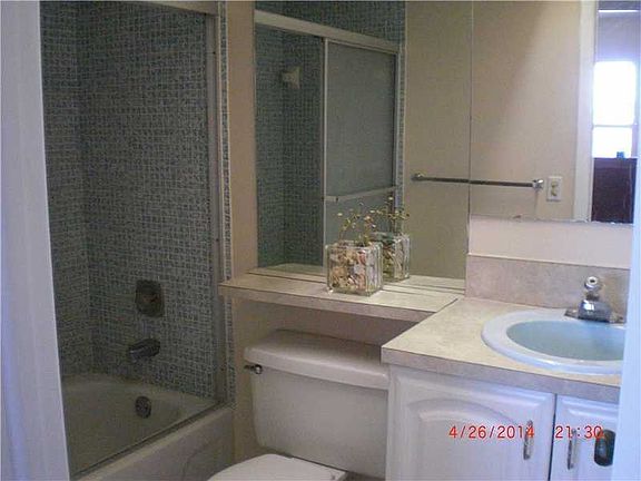 4th image of 9281 Sunrise Lakes Blvd APT 202