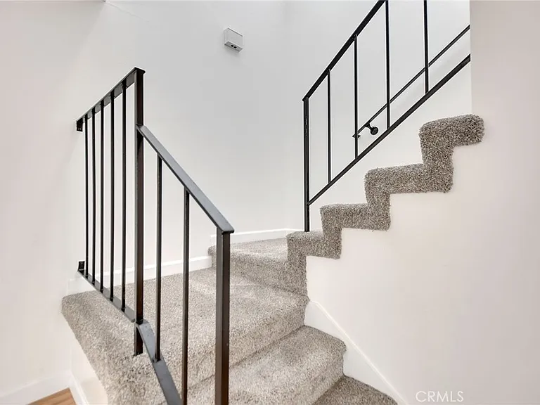 1460 Forest Glen Dr #4 — Photo 15