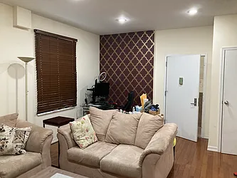 45-06 39 Place
