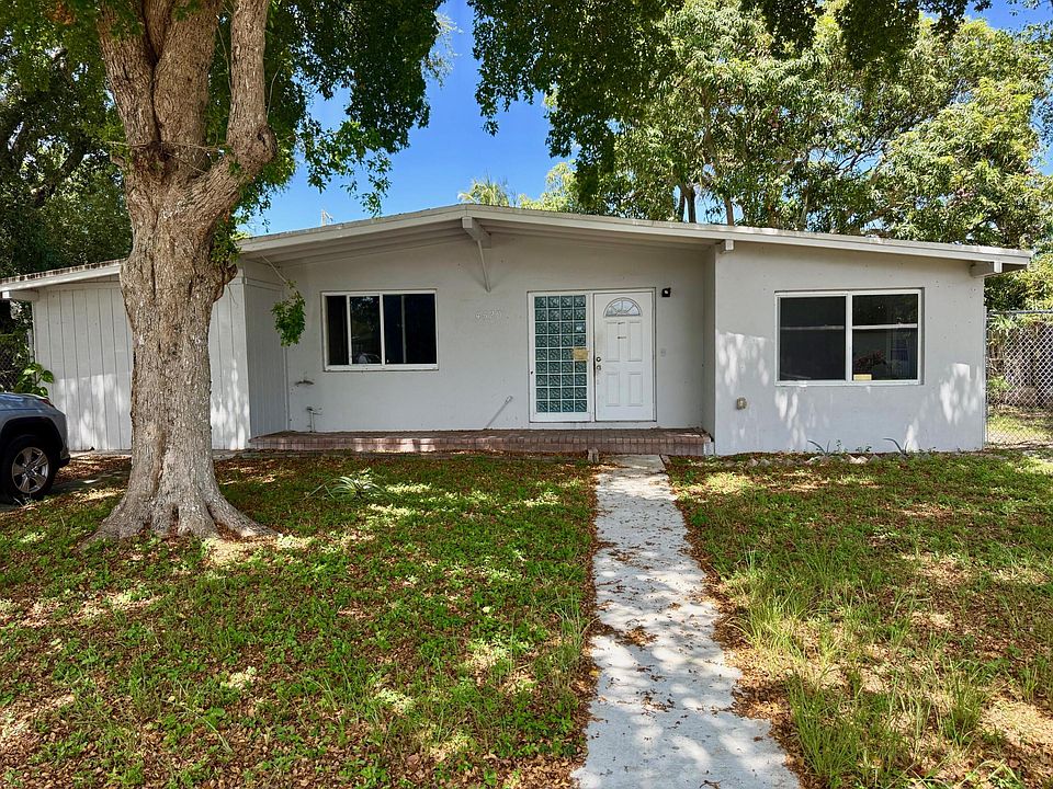 1st image of 4520 NE 16TH Avenue