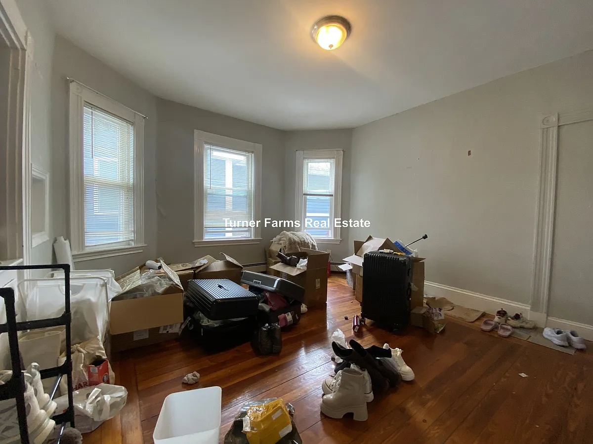Building Photo - 173 Rindge Ave #22