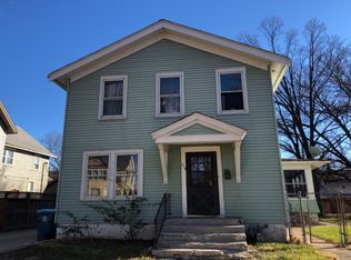 214 S Lincoln Ave, Aurora, IL 60505