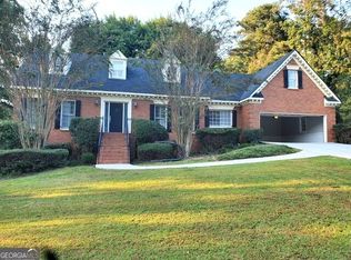 5221 Clearwater Dr, Stone Mountain, GA 30087