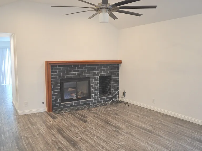 7521 Brookside Rd — Photo 10