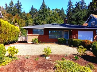 405 S 3rd St, Silverton, OR 97381