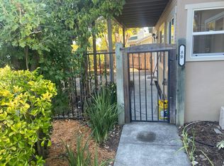 8 Adrian Way #B, San Rafael, CA 94903