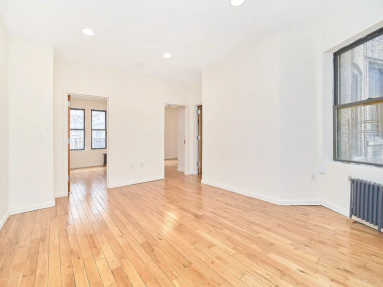 587 W 177th St #43 — Photo 2
