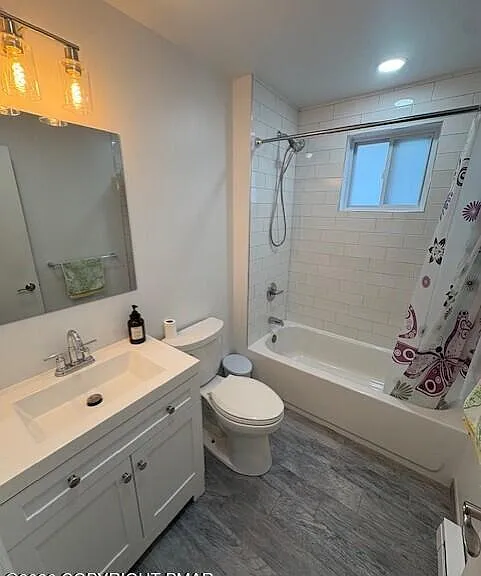 3343 Woodland Dr — Photo 15