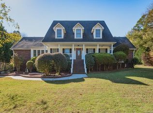 909 Redleaf Rd, Kannapolis, NC 28083