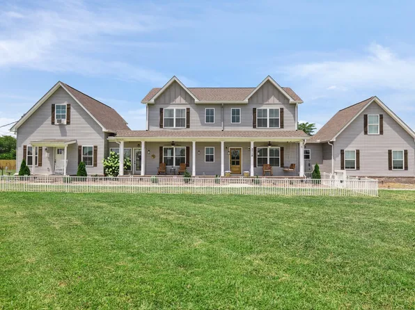 3718 Mealer Rd, Chapel Hill, TN 37034