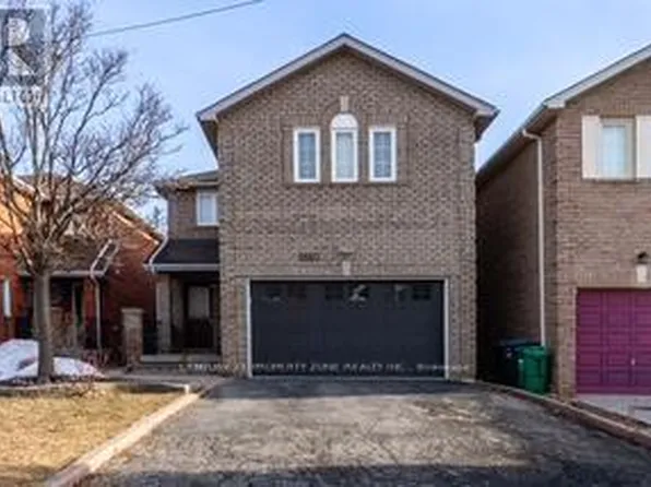 5667 Spangler Dr, Mississauga, ON L5R 3N4