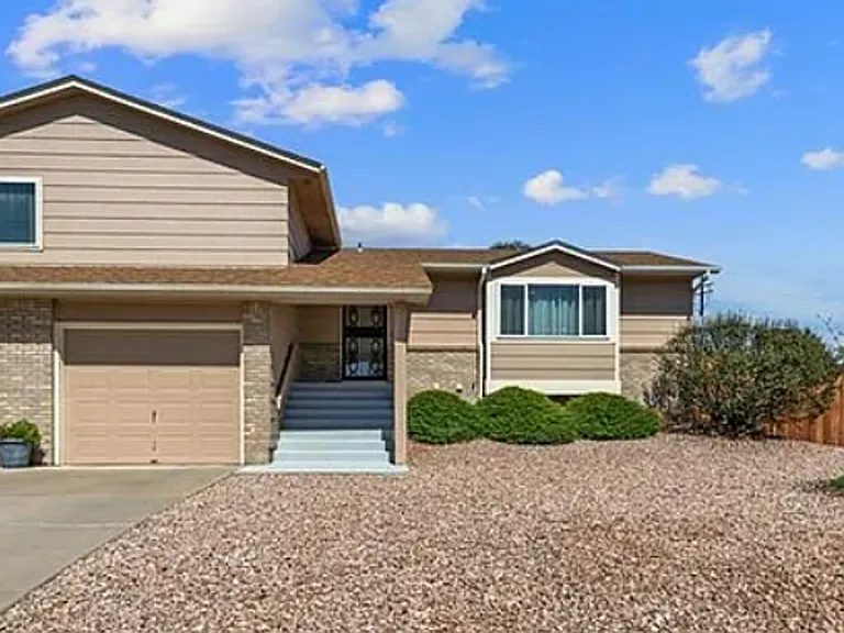 7710 Woody Creek Dr — Photo 1