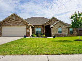 3847 Stonehenge Ave, Springdale, AR 72764