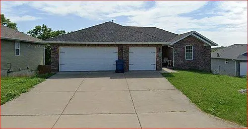 2060 S Pebbleridge Photo 1