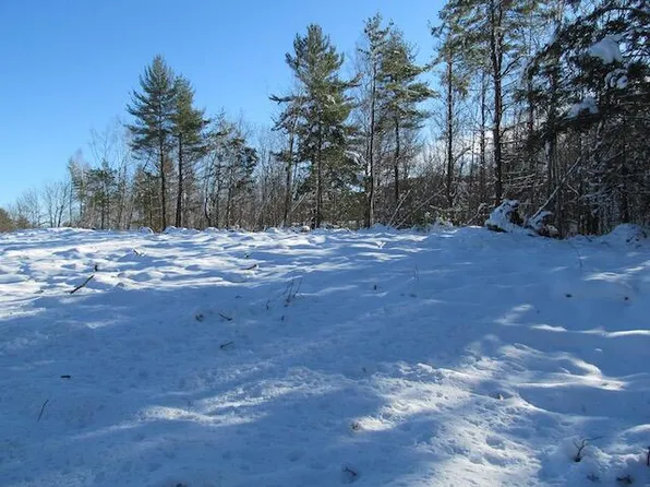 02 McAlister Road, Buckfield, ME 04220