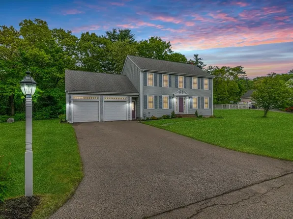 10 Hanifan Ln, Weymouth, MA 02189
