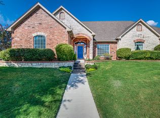 1646 Plum Creek Dr, Midlothian, TX 76065