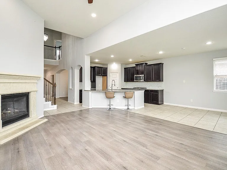 7042 Sliding Rock Cir — Photo 10