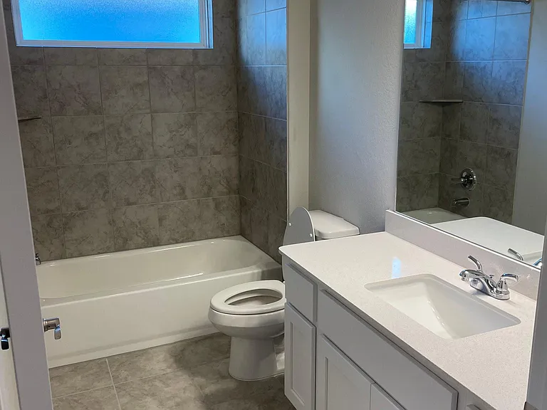 152 Shugart St — Photo 9