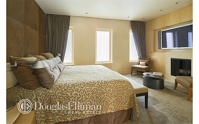 Sold by Douglas Elliman | media 6