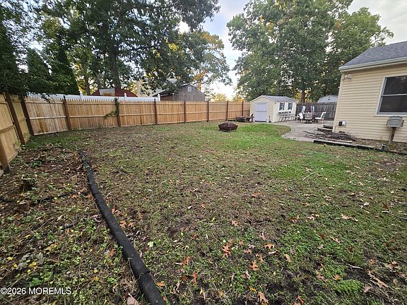 5th image of 285 18th Avenue
