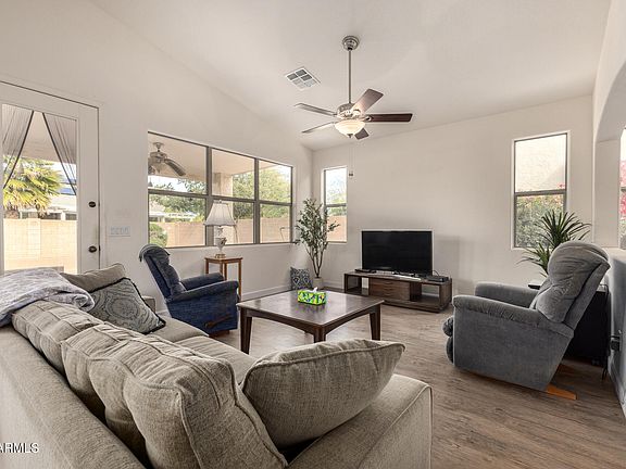 2nd image of 18186 W CONTINENTAL Parkway