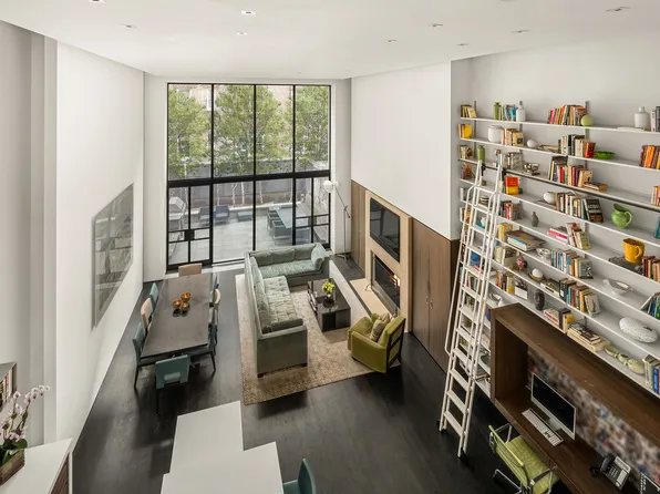 162 East 92nd Street HOUSE image 3 of 22
