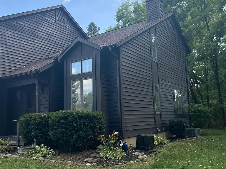 6207 Creek View Trl — Photo 2