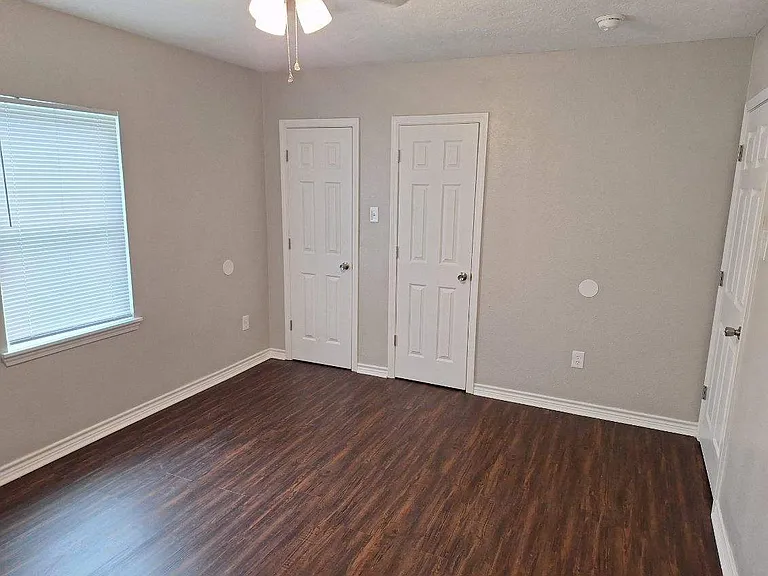 402 Azalea Dr — Photo 18