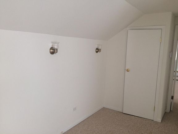 2nd image of 129 McKinley Ave APT 2
