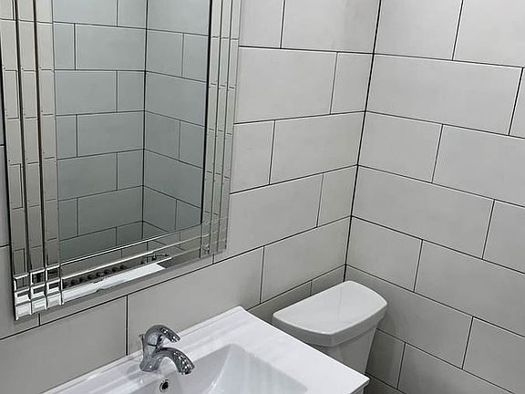 00J0J_e2c75e588hX_1200x900