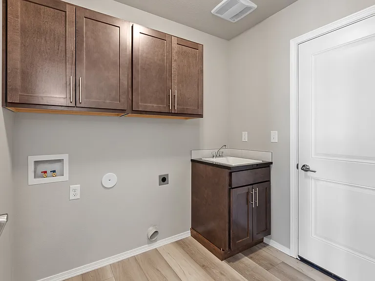 SingleFamilyHome.Residences.Birdwatcher.8
