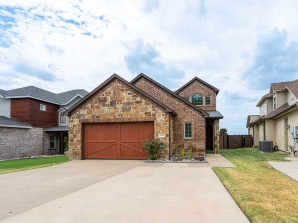 2313 Windjammer Way, Rowlett, TX 75088