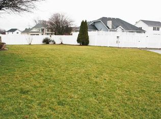 14189 Worthington Dr, Granger, IN 46530