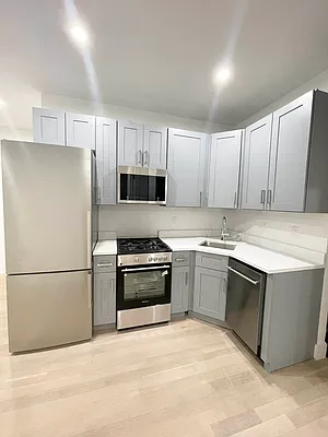 Rented by Jonis Realty | media 19