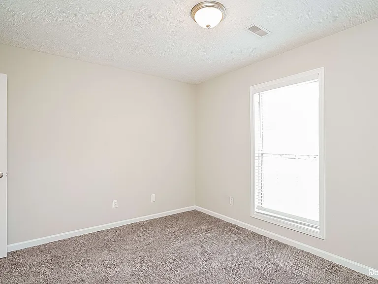 2717 Calais Ct — Photo 9